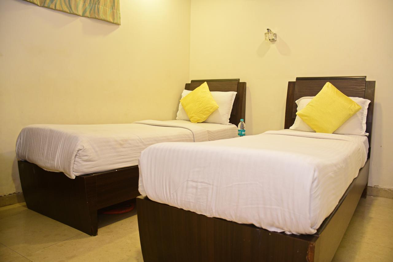 Hotel K.C Residency Bombaim Exterior foto