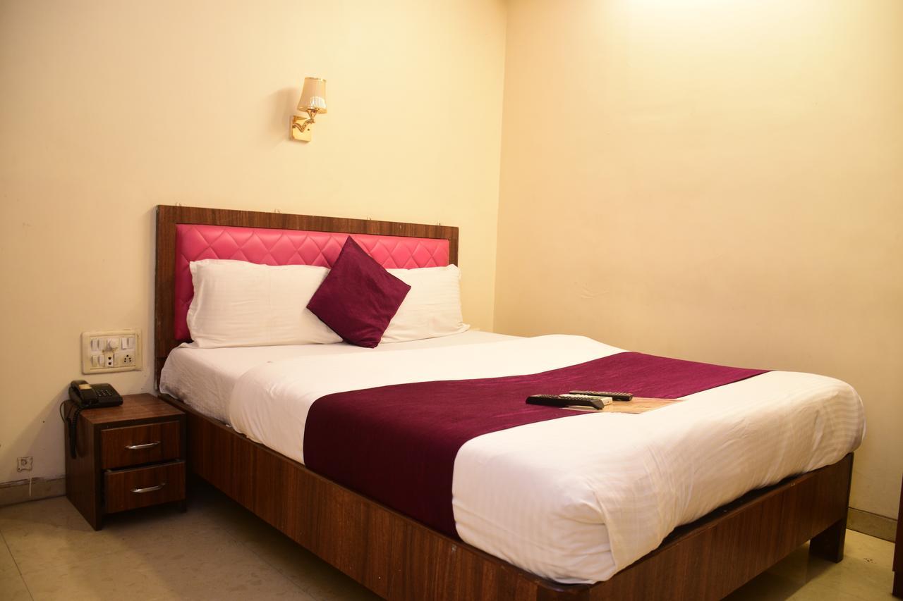 Hotel K.C Residency Bombaim Exterior foto